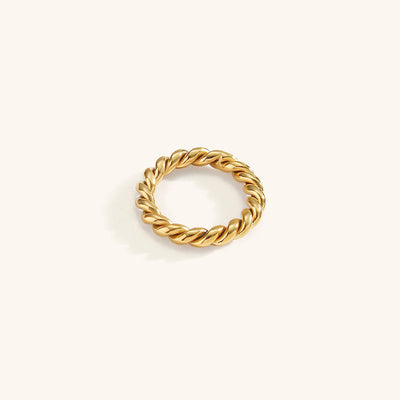 18k Gold Melody Twist Ring