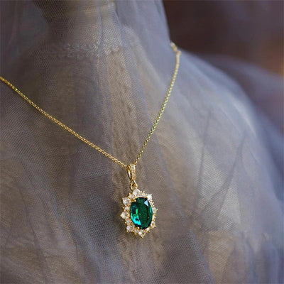 Gold Isolde Maren Necklace