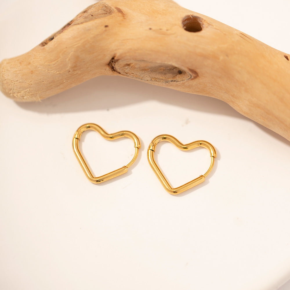 18k Gold Helena Heart Ring