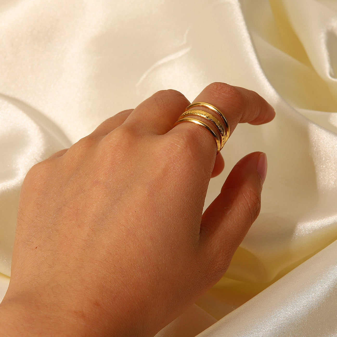 Shirley 18k Gold Ring