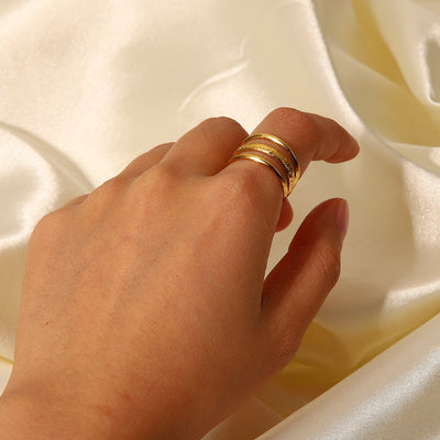 Shirley 18k Gold Ring