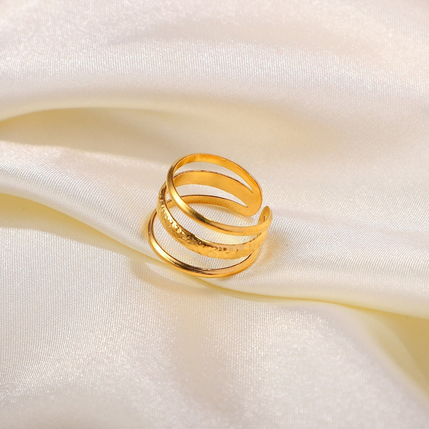Shirley 18k Gold Ring