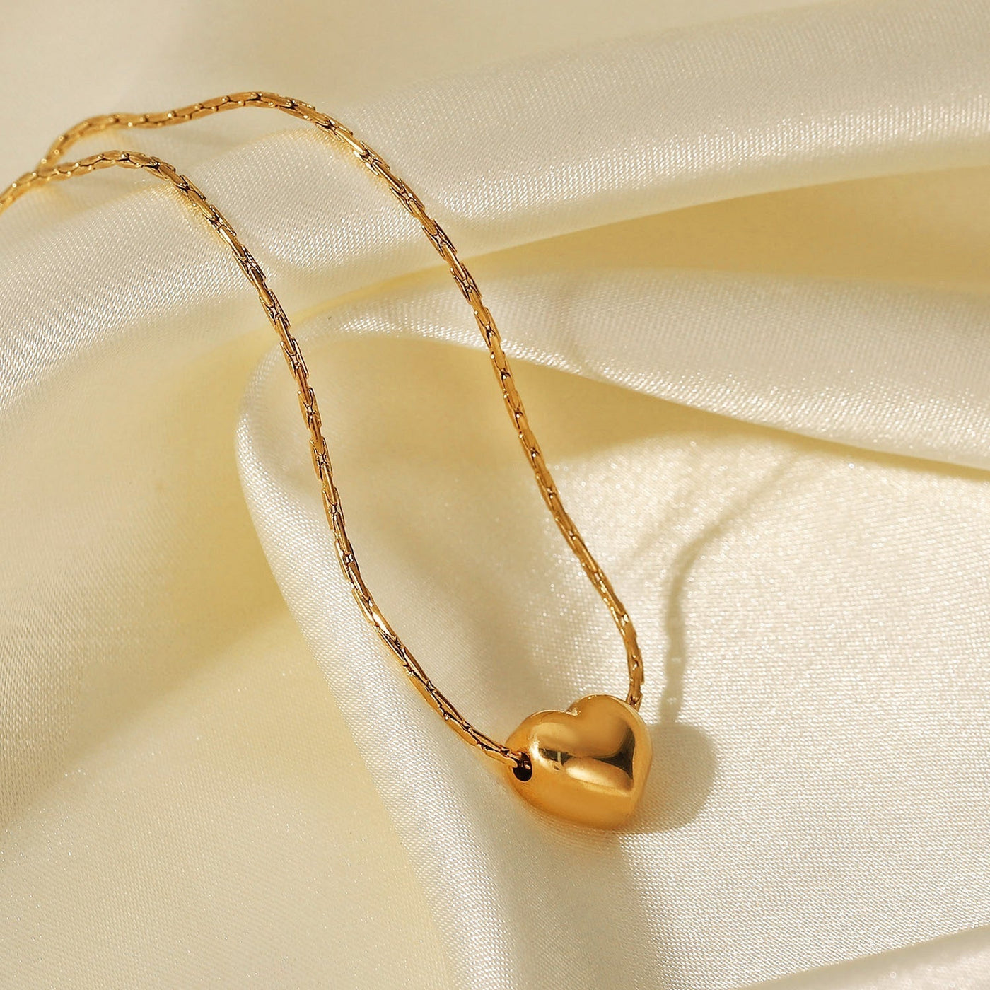 18k Gold Jessica Necklace