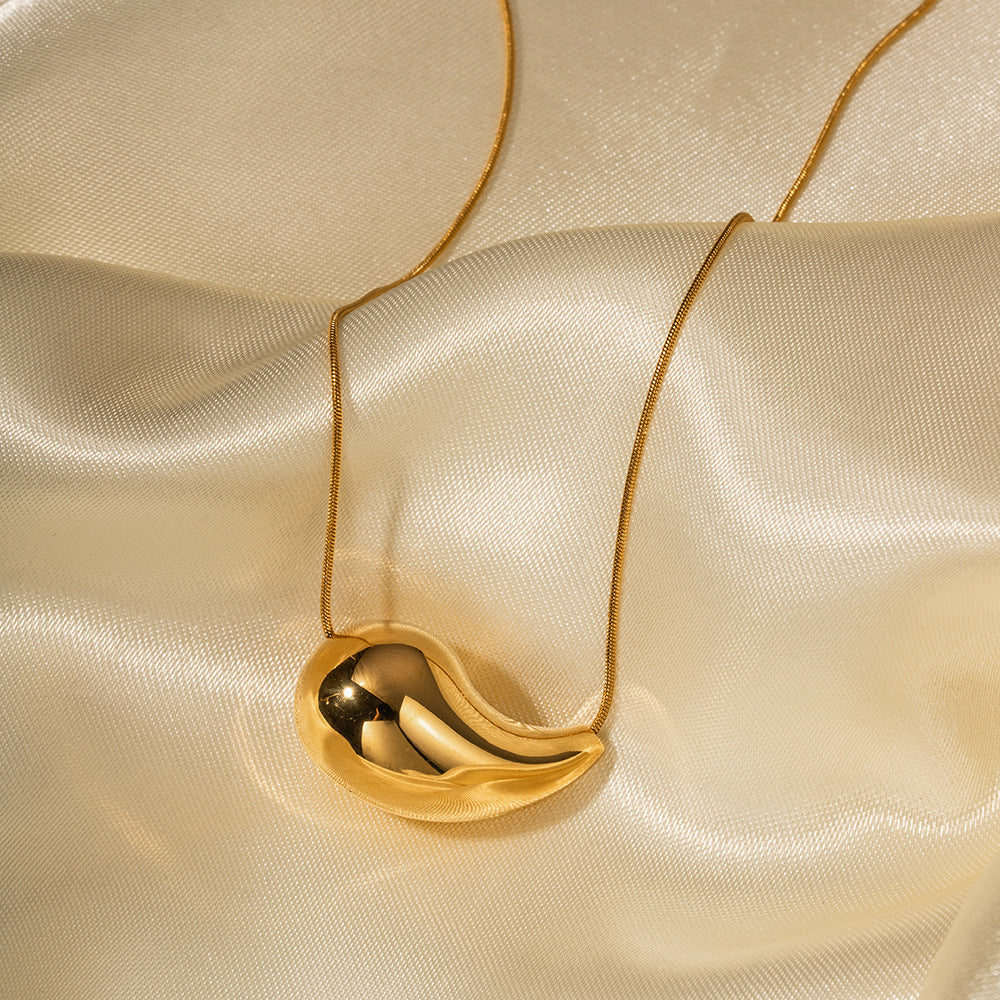 18k Gold Sandy Drop Necklace