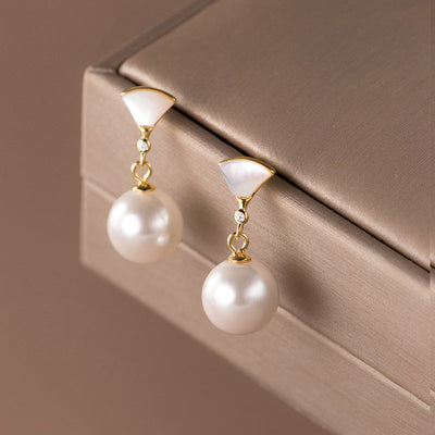 Chic Silver Pearl Earrings