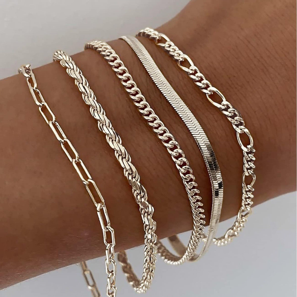 Ellis™ Gold Bracelet Collection