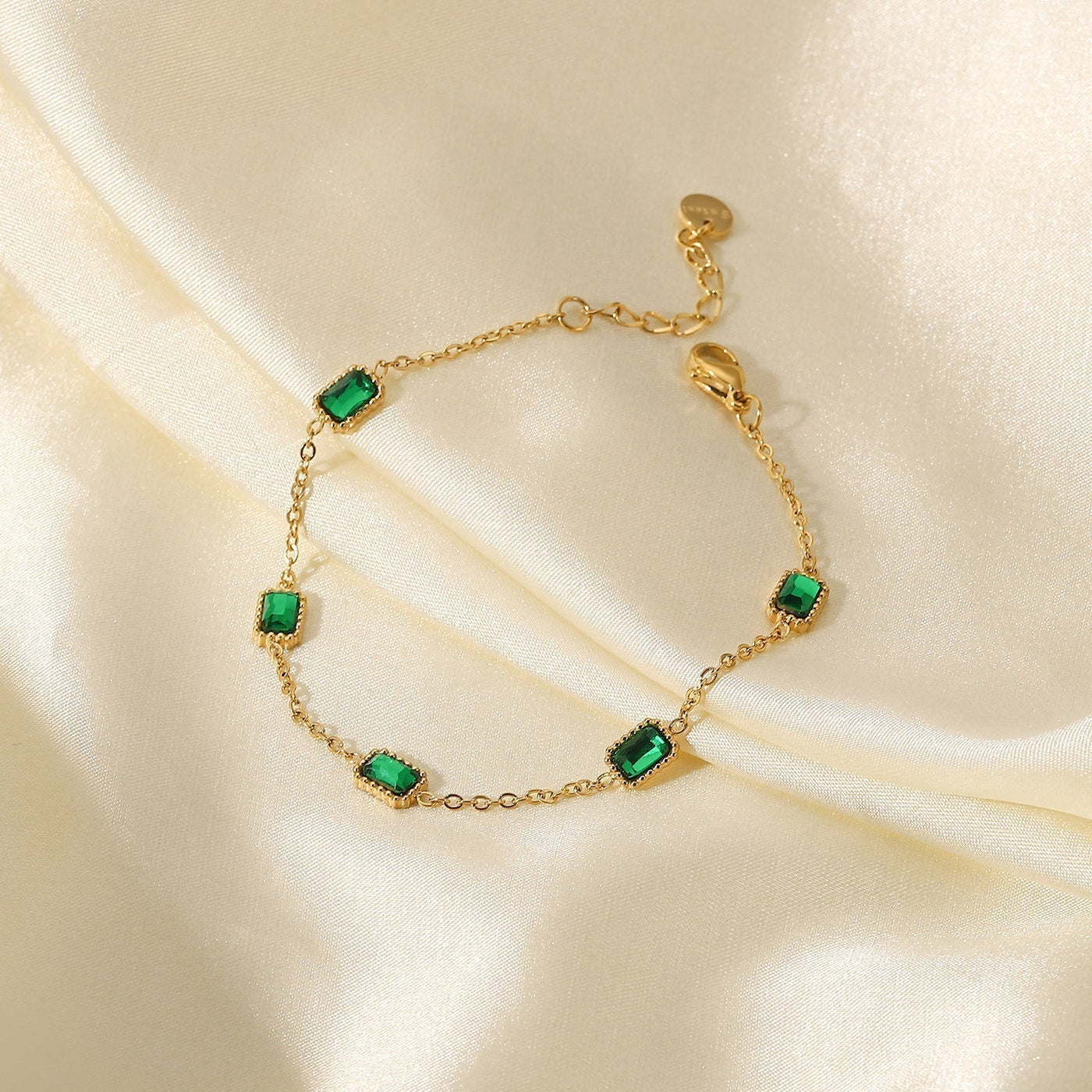 Erin Bracelet in 18K Gold