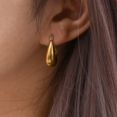 18k Gold Circle-Shaped Evie Hoop Earrings