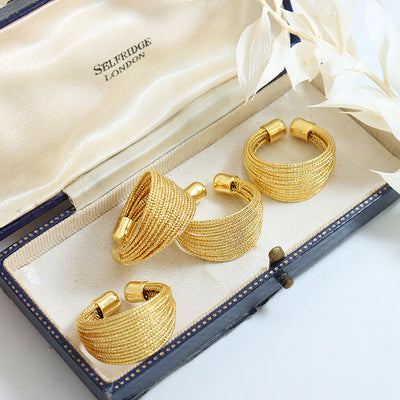 Vera Open-End Ring in 18K Gold