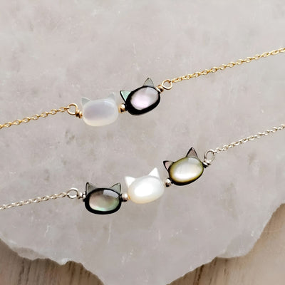 Miaura™ | Gemstone Necklace in Cat Shape