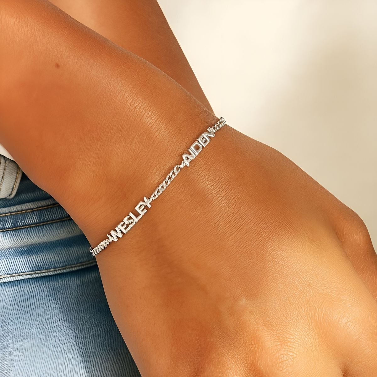 Prénia™ | Personalized Bracelet Engraved with Your Loved Ones' Names