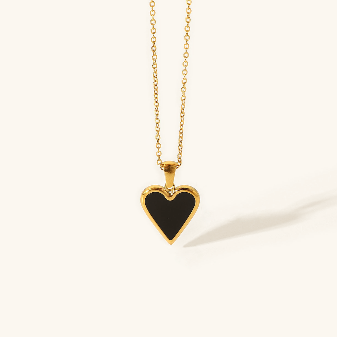 18k Gold Blythe Heart Necklace