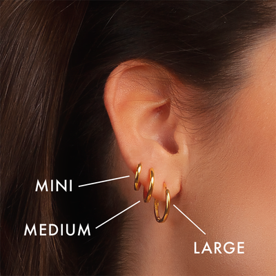 Timeless 18k Gold Round Earrings