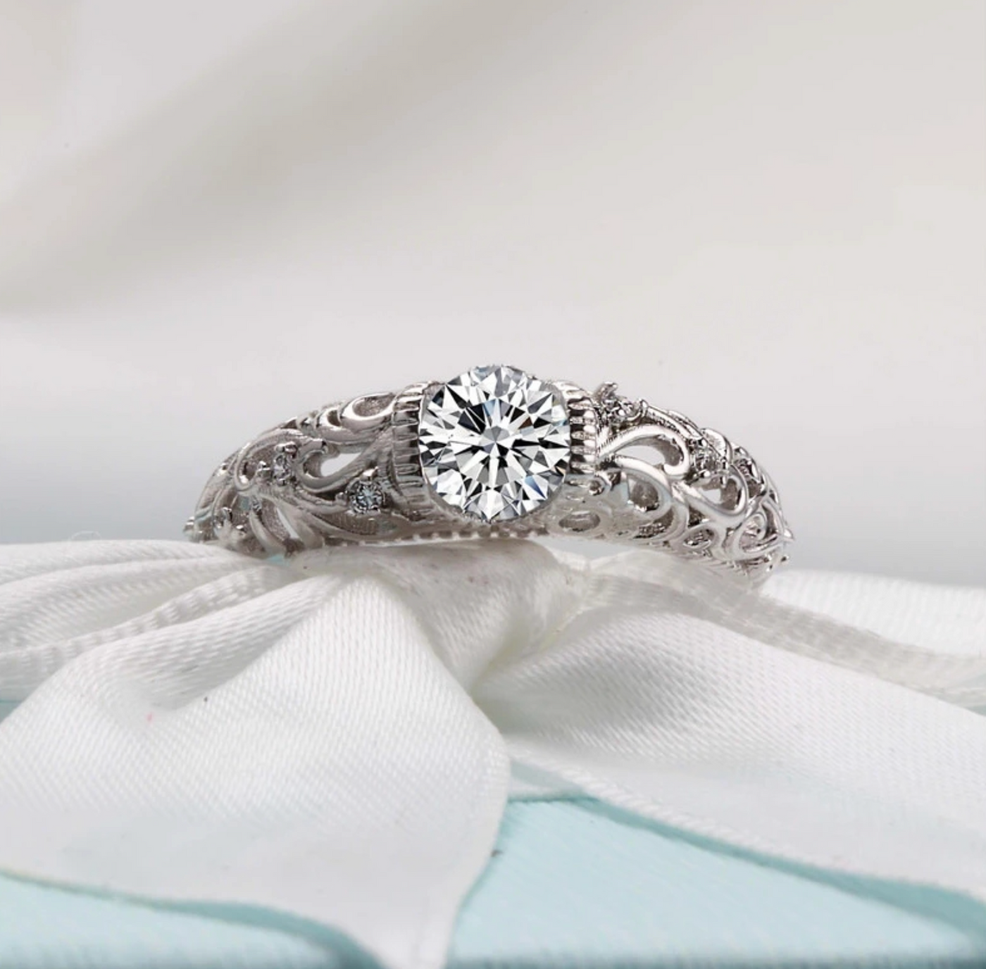 Chic Sterling Silver Ring