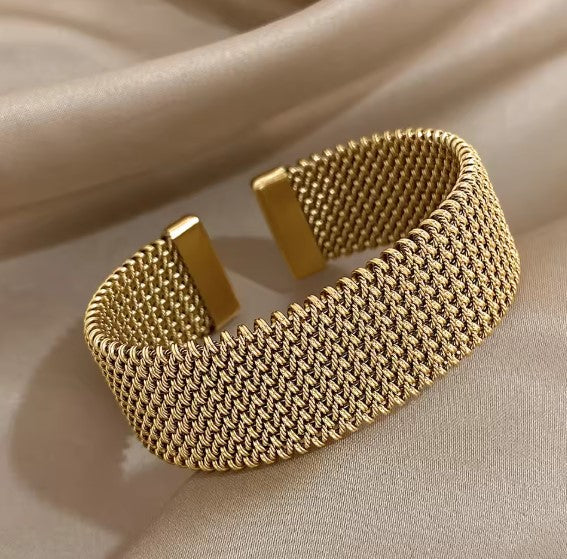 Classic Vintage Braided Mesh Bracelet