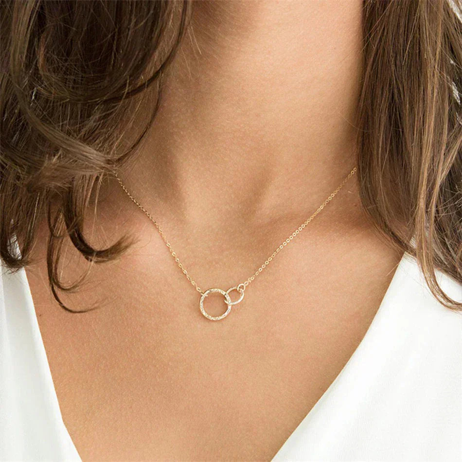 Isabelle 18k Gold Necklace with Ring Accents