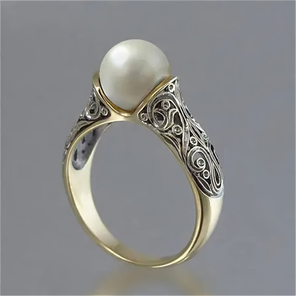 Classic Golden Pearl Vintage Ring
