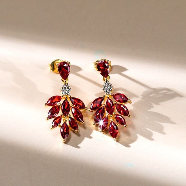 Mabel | Dual-Tone Garnet Floral Drop Earrings