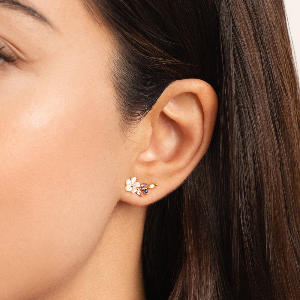 Sunny | Radiant White Blossom Earrings