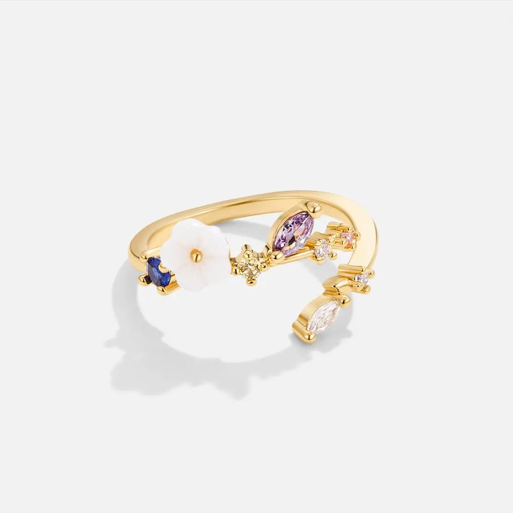 Evelynn Joy - Gold Floral Blossom Rings