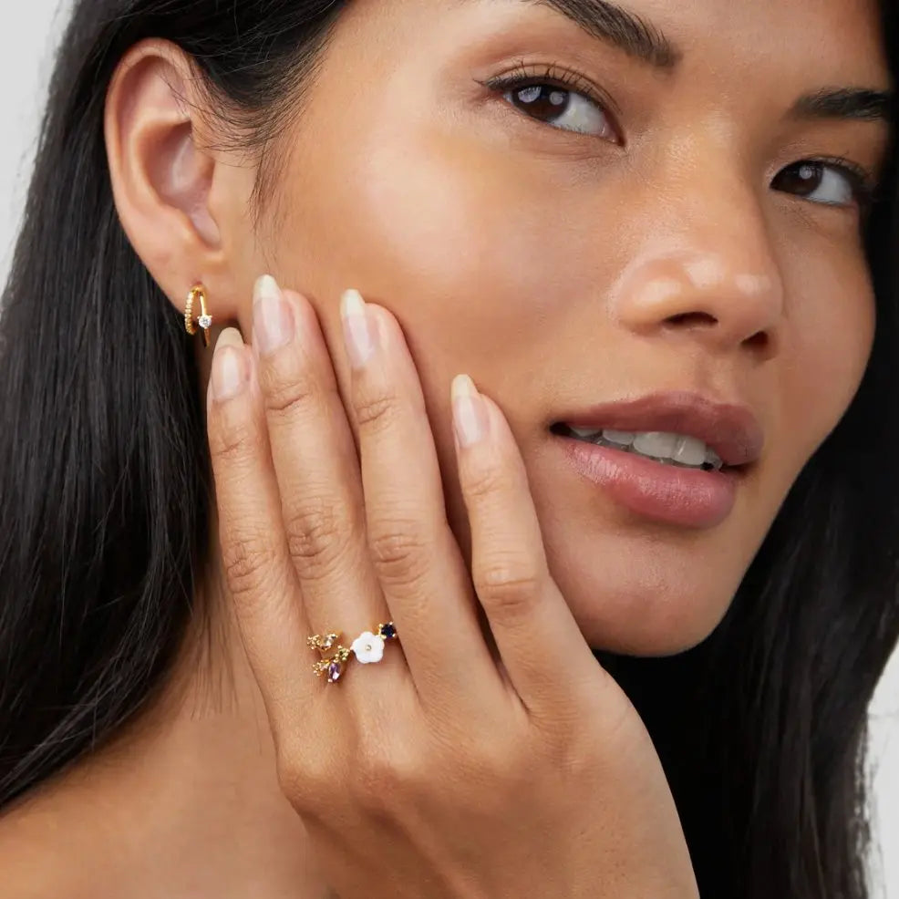 Evelynn Joy - Gold Floral Blossom Rings