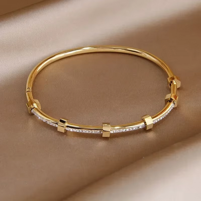 Radiant Gold Bracelet