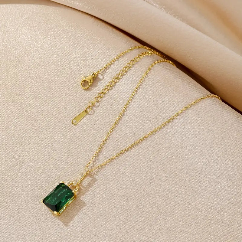 Gold Verena Locke Necklace