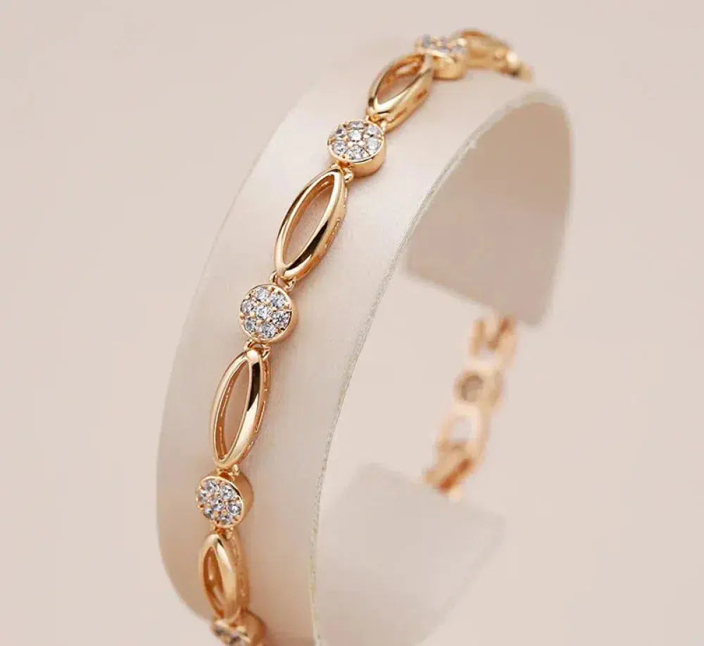 Chic Golden Zirconia Bracelet