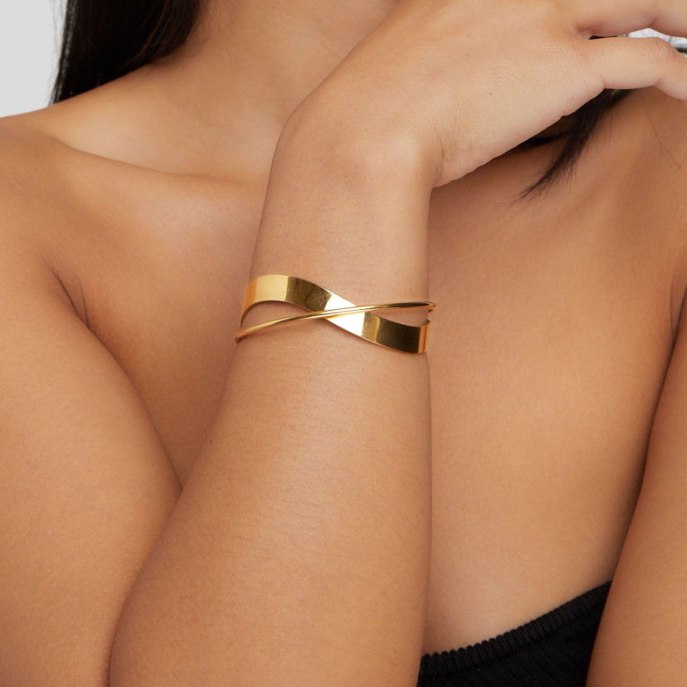Unique Gold Eve Bracelet | Crafted in 18k Gold
