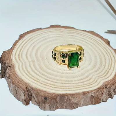 Averine Virdara Gold Ring