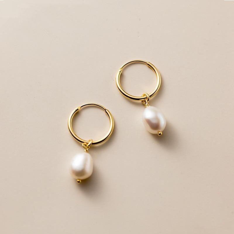 Esmeralda | Elegant Bella Freshwater Pearl Earrings