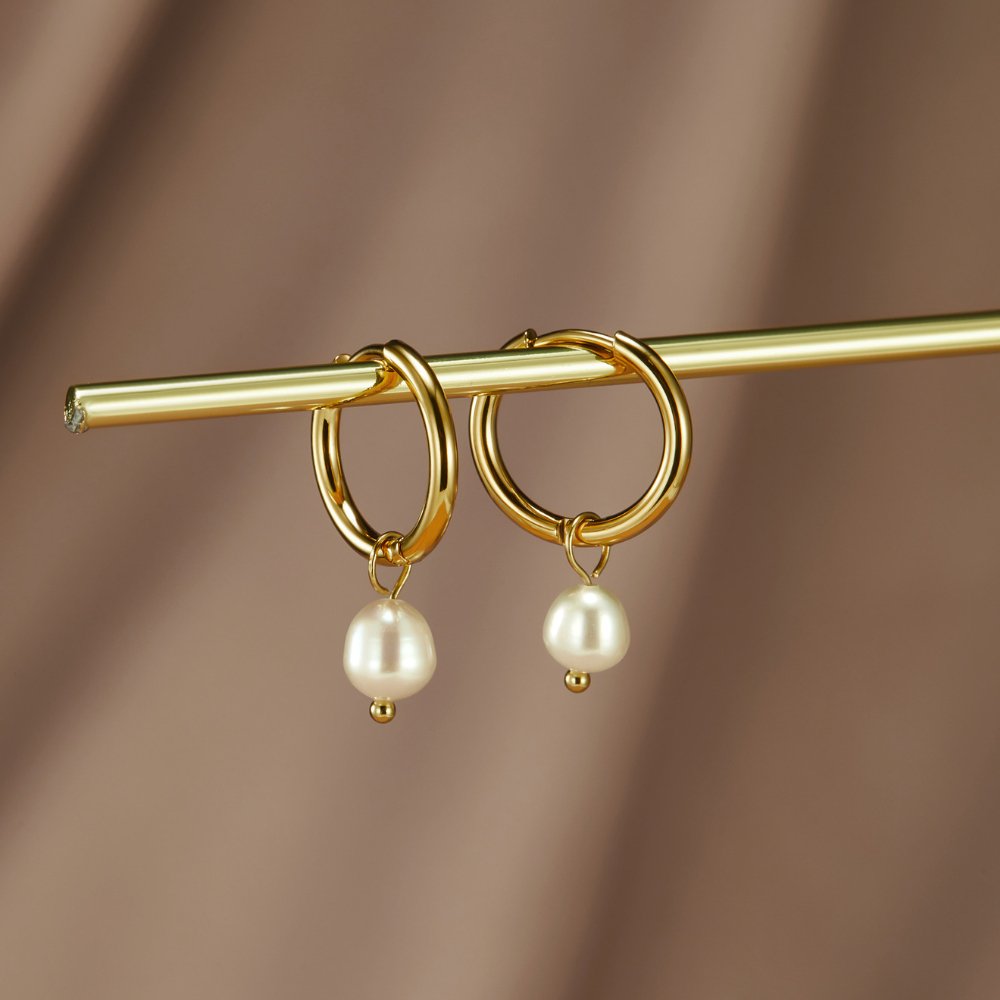 Bella Freshwater Pearl Earrings in 18K Gold