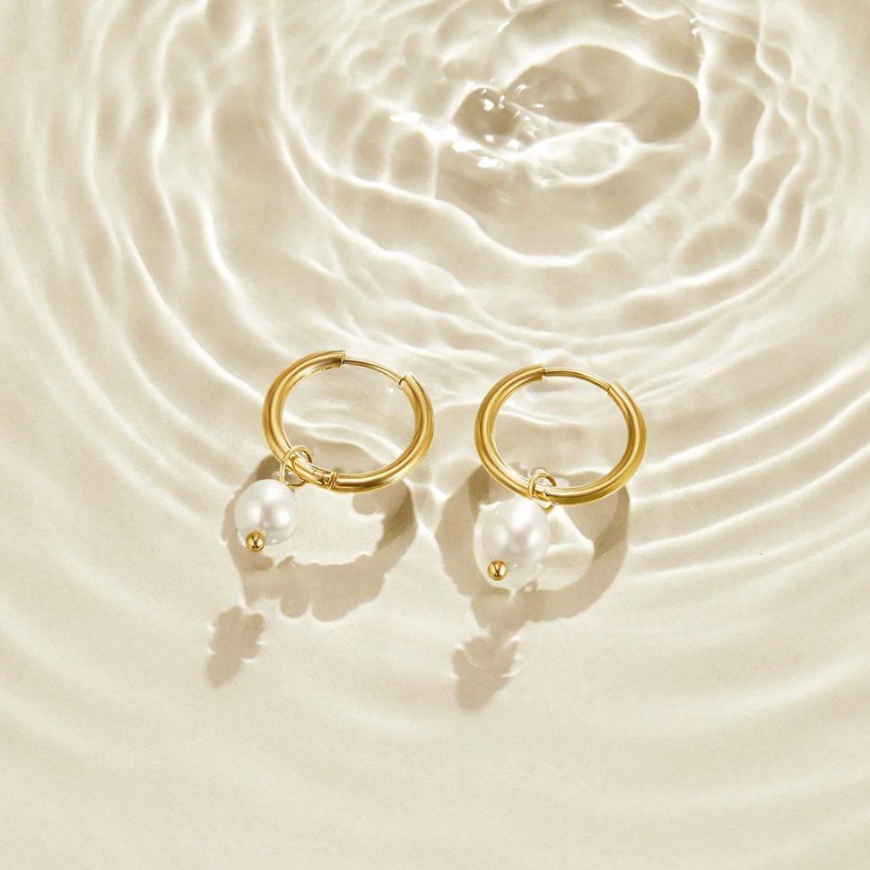 Bella Freshwater Pearl Earrings in 18K Gold