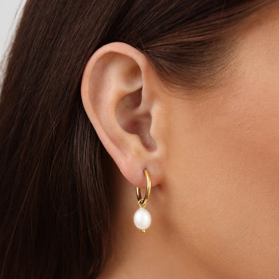 Bella Freshwater Pearl Earrings in 18K Gold
