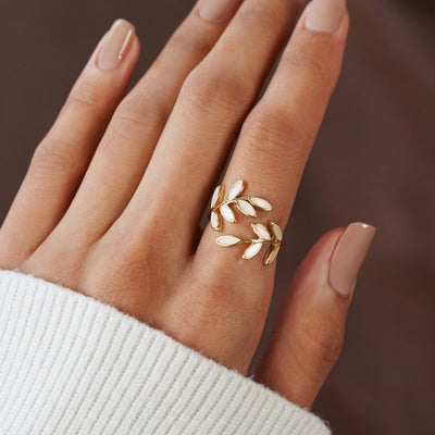 Goldblatt Ring - Serene Collection