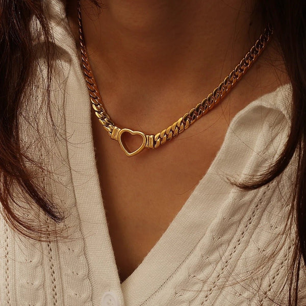 18k Gold Vali Necklace with Body Band