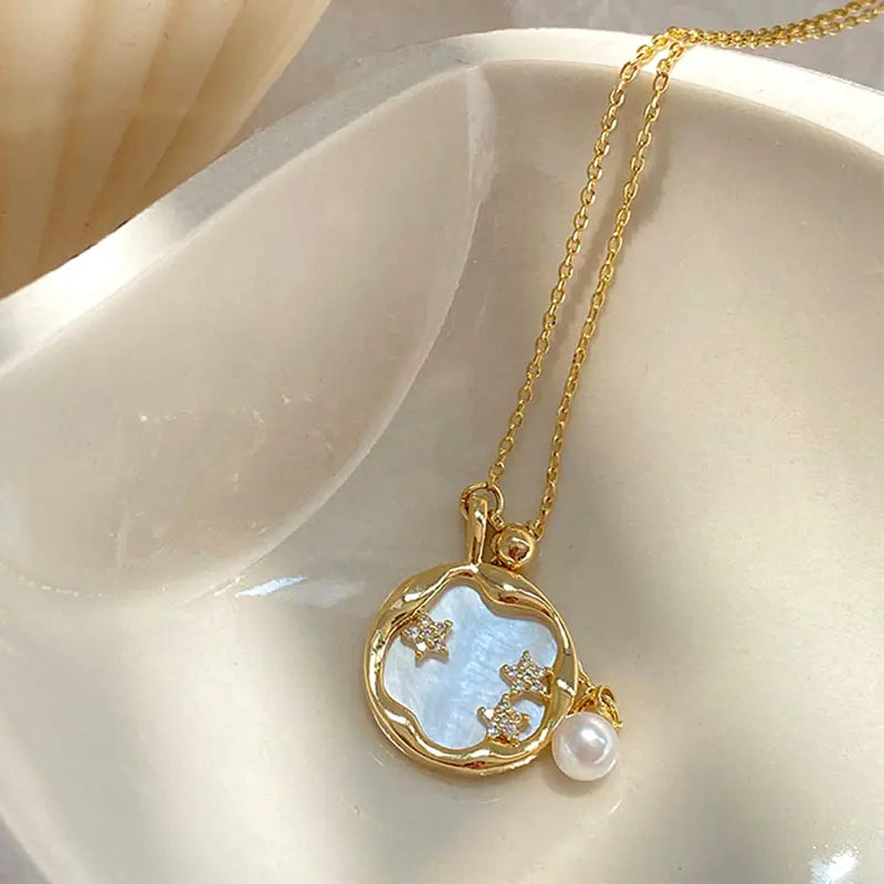 Gold Necklace Featuring Moonstone and Pearl