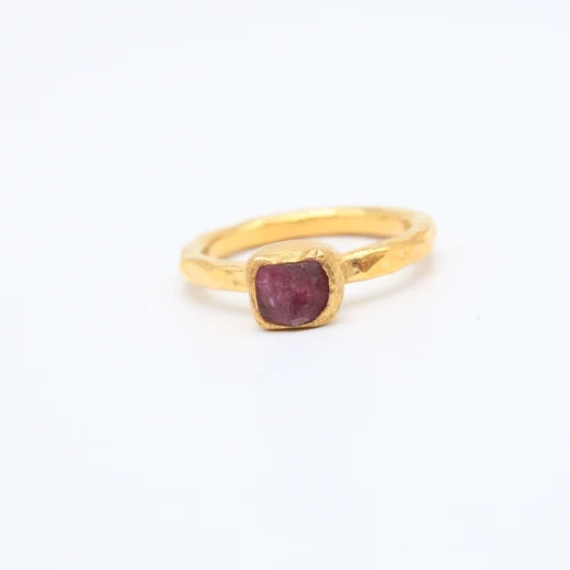 Retro Golden Ring with Red Crystal Accent