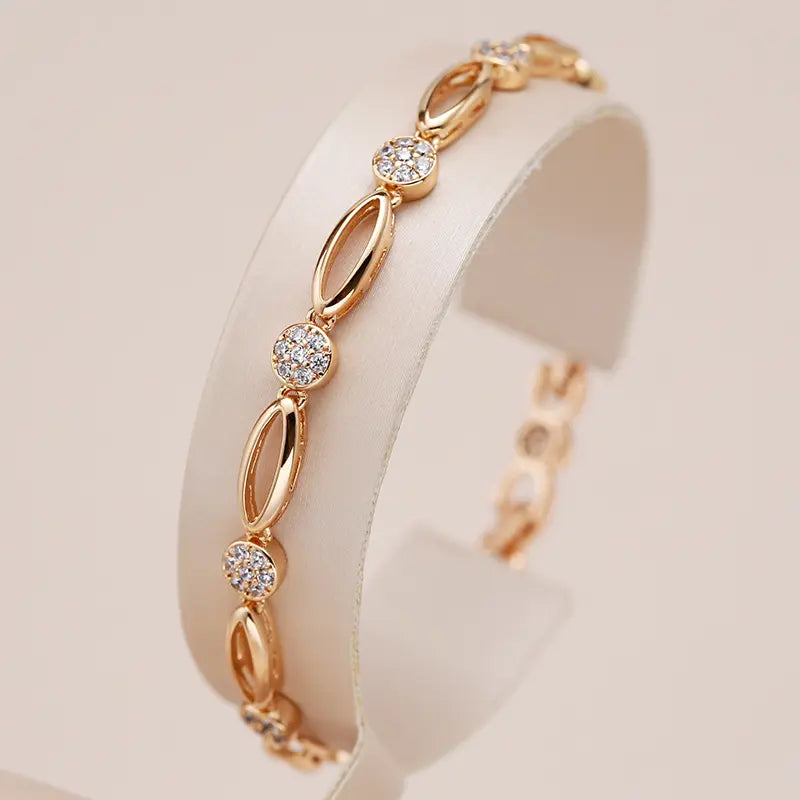 Chic Gold-Plated Zirconia Bracelet