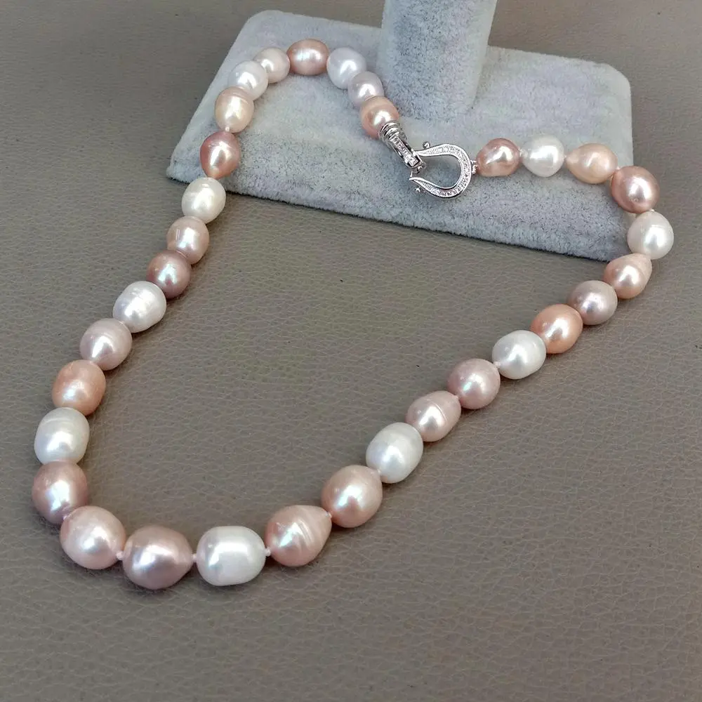Vibrant Pearl Necklace