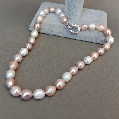 Vibrant Pearl Necklace