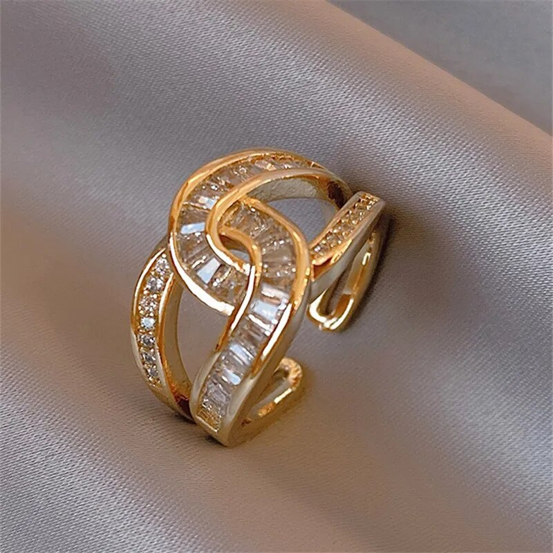Unity - Adjustable Knotted Elegance Ring