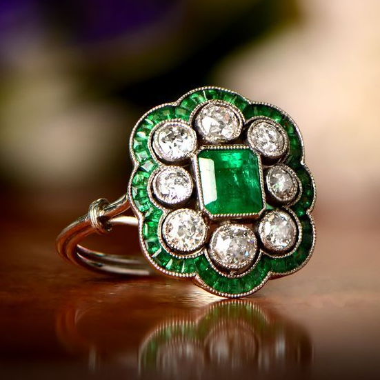 Ailany | Unique Vintage Emerald Ring