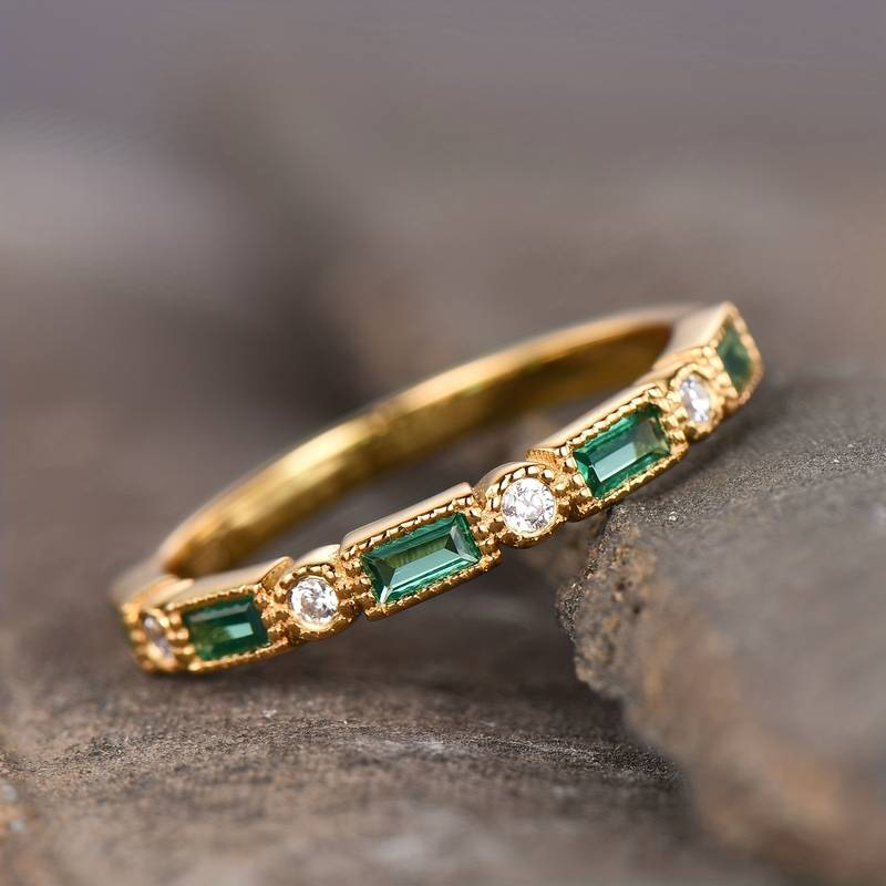 Alex - Gold Ring with Green Zirconia Inset