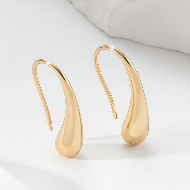 Chic Vintage Gold Dangle Earrings
