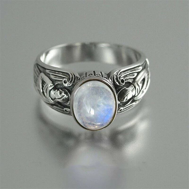 Moonstone Irmgard Ring