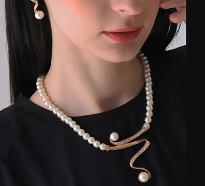 Colette | Set of Natural Pearl Necklace and Earrings