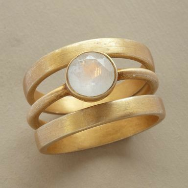Antique Gold Ring with Inlaid Moonstone