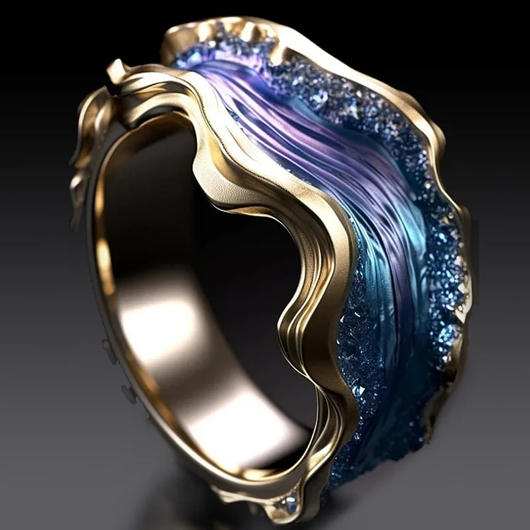 Delilah | Timeless Golden Wave Ring