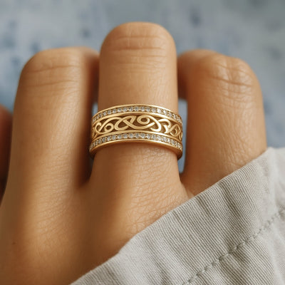 Luxurious Hohloha Hellera Gold Ring – An Elegant Accessory for Every Occasion